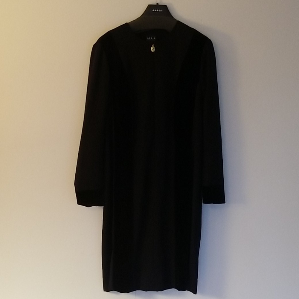 Long sleeve black Akris dress